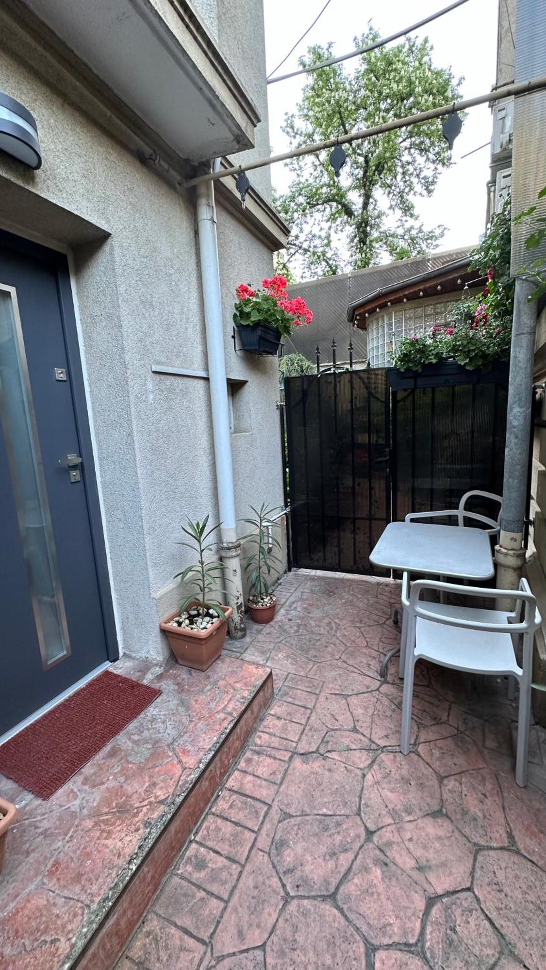 Ferienwohnung Casa De Povesti - Calea Victoriei Bukarest Exterior foto
